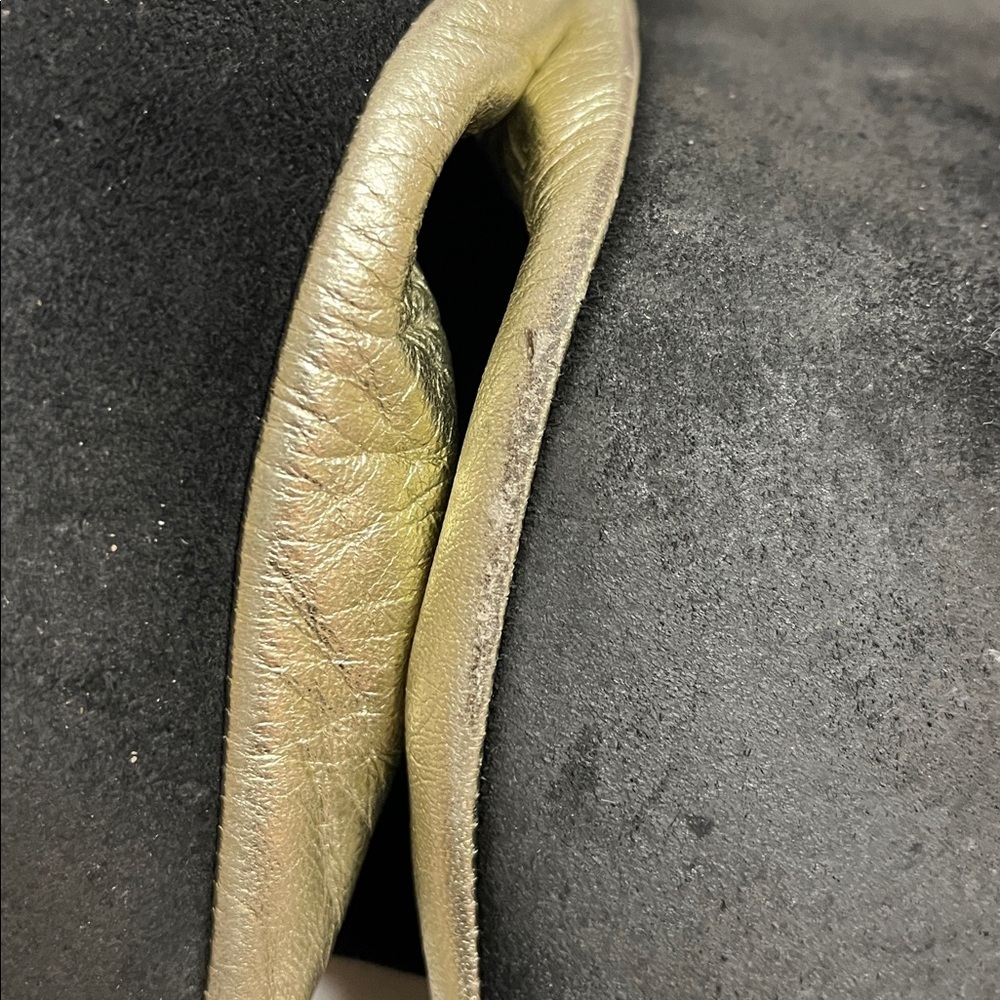 RARE Gucci Gold calfskin metallic Flats - Picture 11 of 15